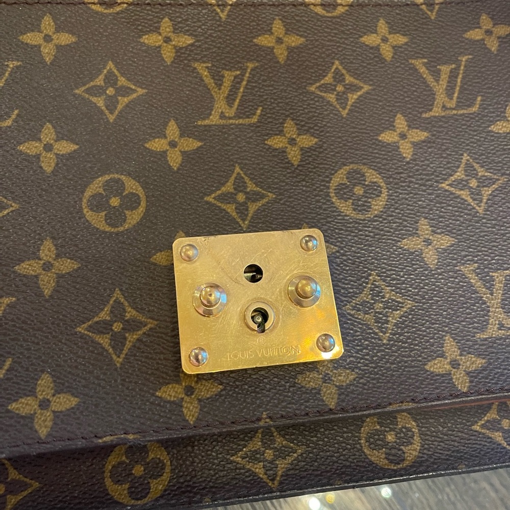 ✨Authentic Monceau Louis Vuitton Bag✨ - Picture 11 of 16